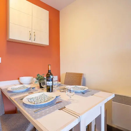 Le Village - B1 419 By Interhome * Saint-Raphaël